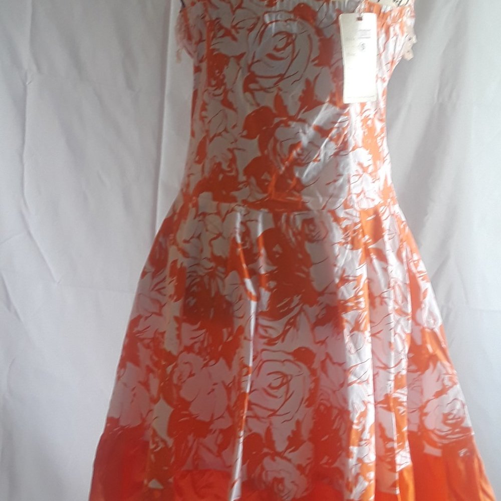 women's Dress Sleeveless/ Floral prints